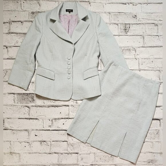 Y2K Le Chateau Blue & White Tweed Skirt and Blazer Jacket Suit Set. - Picture 1 of 16